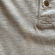 画像4: 【L/XL】TIMBER TRAIL 半袖 ヘンリーネックTシャツ ライトグレー 無地■ビンテージ オールド アメリカ古着 インナーウェア (4)