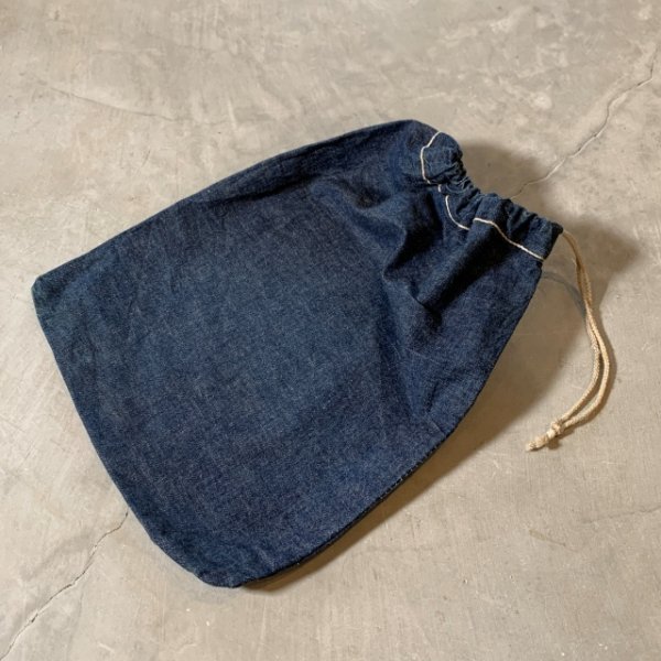 画像2: 【43cm×33cm】UNKNOWN ヴィンテージデニムバッグ 巾着 濃紺■ビンテージ オールド アメリカ古着 ハンドメイド ランドリー (2)