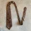 画像5: 【幅 9.8cm】USA製 Eddie Bauer 鳥 シルクネクタイ 総柄 茶系■ビンテージ オールド レトロ アメリカ古着 80s-90s エディーバウアー (5)
