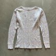 画像1: 【Ladies】USA製 Hanes 長袖サーマルシャツ 小花柄■ビンテージ オールド レトロ アメリカ古着 レディース ヘインズ 総柄 ロンT No.2 (1)