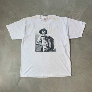 画像: 【XL】90s USA製 JERZEES フォトプリントTシャツ 白黒■ビンテージ オールド アメリカ古着 写真 アート モノクロ アコーディオン 音楽