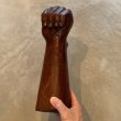 画像8: 【36cm】特大 ウッド フィグサイン ハンドサイン オブジェ■ビンテージ アンティーク レトロ アメリカ雑貨 拳 手 木製 木彫り アート (8)