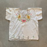 画像: 【Ladies】UNKNOWN 花柄刺繍入り 半袖ブラウス 白■ビンテージ オールド レトロ アメリカ古着 レディース エスニック ボヘミアン