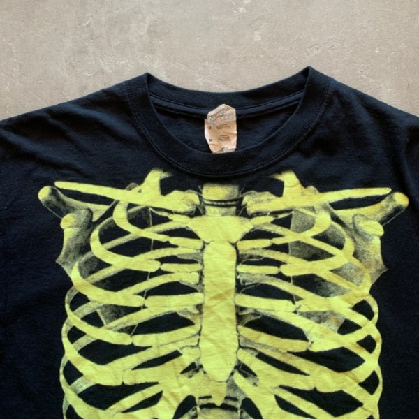 画像2: 【S/M】JERZEES スカルボーン プリントTシャツ ブラック 黒■ビンテージ オールド アメリカ古着 2000s 2010s 骨 (2)