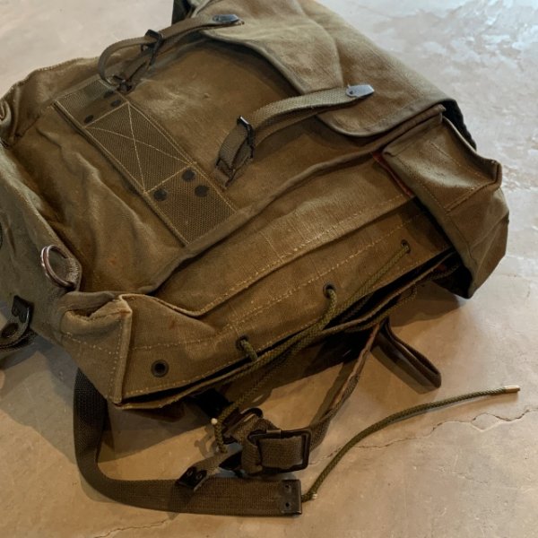 画像2: 【45cm×38cm】イタリア軍 キャンバス地 バックパック リュック■ビンテージ オールド ヨーロッパ古着 ユーロミリタリー バッグ No.6 (2)