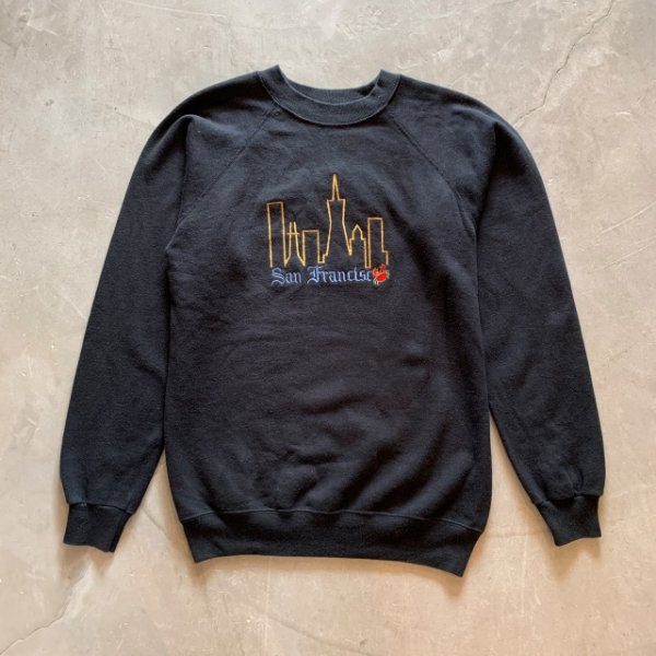 画像1: 【S/M】80s-90s USA製 Hanes サンフランシスコ 刺繍スウェット ブラック 黒■ビンテージ オールド アメリカ古着 トレーナー 蟹 カニ (1)