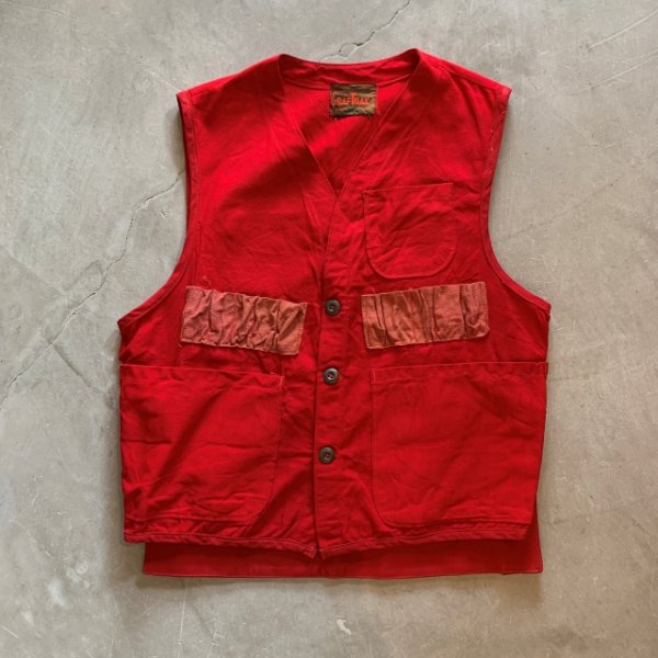 画像1: 【M】70s SAFTBAK ハンティングベスト レッド 赤■ビンテージ オールド レトロ アメリカ古着 バックポケット シューティング (1)