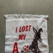 画像2: 【45cm×29cm】I LOST MY A☆ in Las Vegas ハンドタオル 白■ビンテージ アンティーク レトロ インテリア ロバ ラスベガス タペストリー (2)