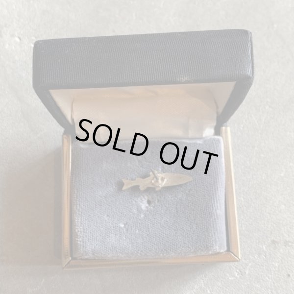 画像4: 【2.2cm】SID BELL ORIGINALS シルバー ブラックバス ピンズ ■ビンテージ アンティーク アート アクセサリー ハンドメイド 手彫り (4)