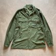 画像1: 【M 15 1/2】70s 米軍実物 コットンサテン ユーティリティシャツジャケット オリーブ■ビンテージ アメリカ古着 USN ミリタリー No.6 (1)