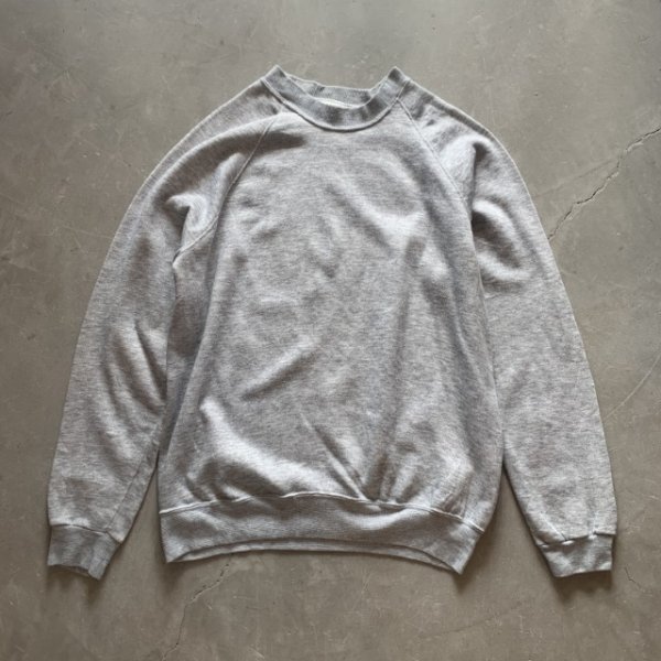 画像1: 【L/XL】80s USA製 BASSETT WALKER ラグランスウェット 杢グレー 無地■ビンテージ オールド レトロ アメリカ古着 トレーナー (1)