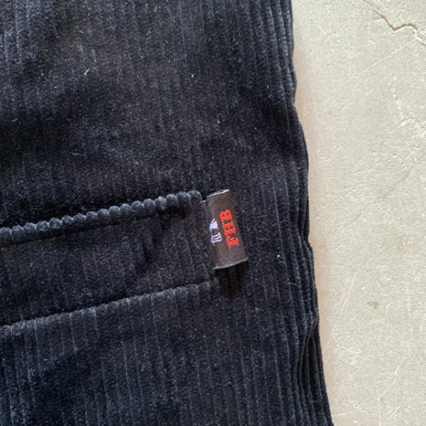 画像3: 【L/XL】ドイツ製 FHB 太畝コーデュロイ ロガーベスト ブラック 黒無地■ビンテージ オールド レトロ ヨーロッパ古着 ユーロ (3)