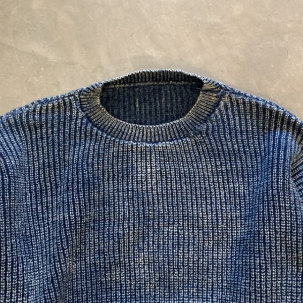 画像2: 【S/M or Ladies】UNKNOWN インディゴ コットンニット セーター 青無地■ビンテージ オールド アメリカ古着 90s レディース 短丈 (2)