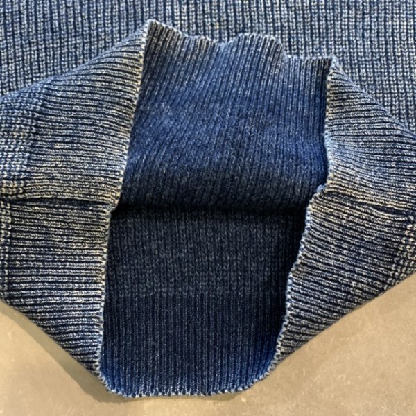 画像7: 【S/M or Ladies】UNKNOWN インディゴ コットンニット セーター 青無地■ビンテージ オールド アメリカ古着 90s レディース 短丈 (7)