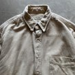 画像2: 【M(L/XL相当)】Eddie Bauer 長袖シャツ ライトベージュ■ビンテージ オールド アメリカ古着 2000s エディーバウアー ネルシャツ (2)